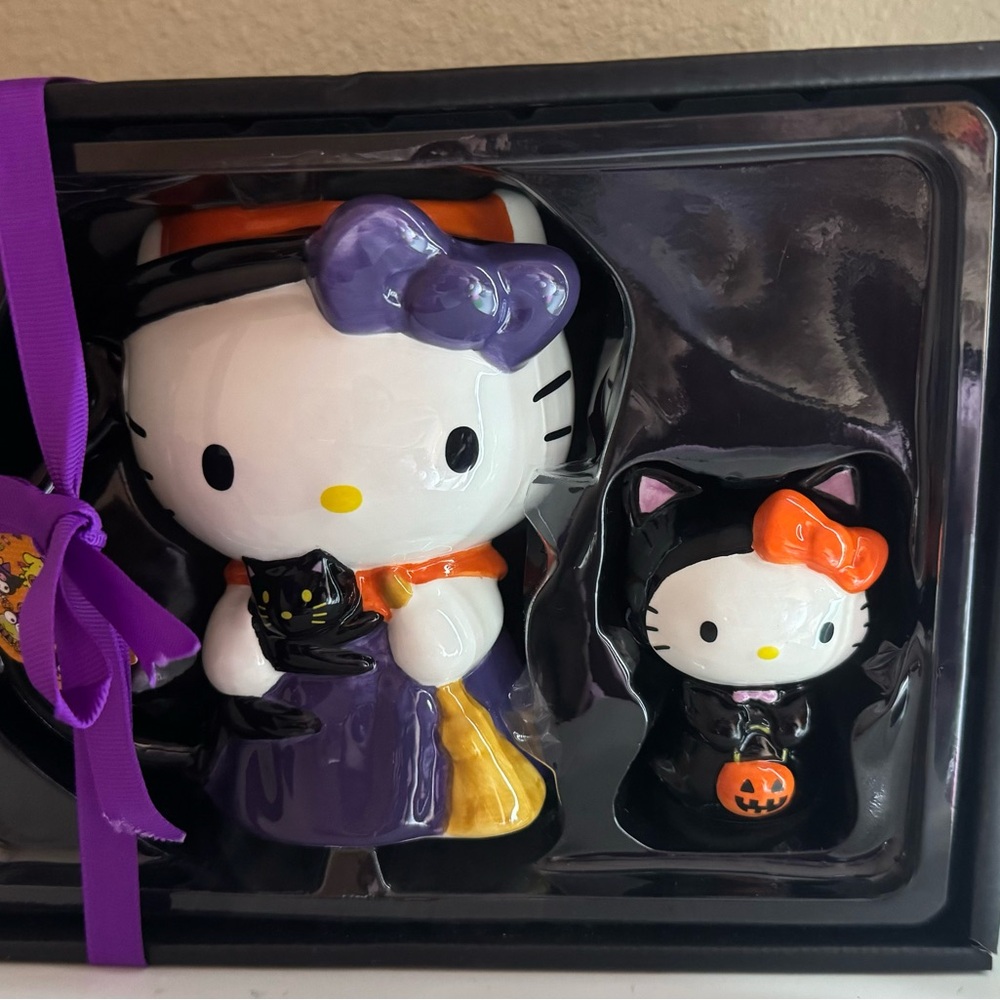 hello kitty blue sky mug and figurine set! hand crafted and hand painted! 2024